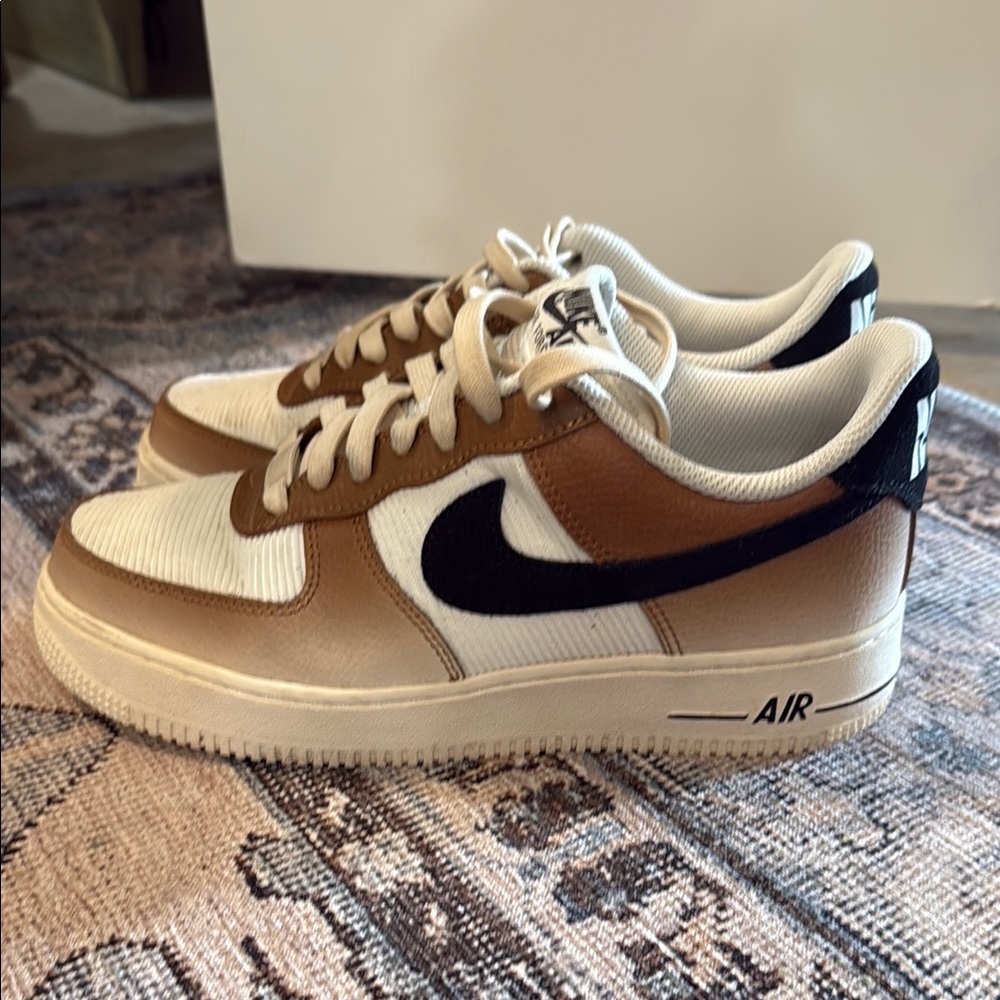 Nike Air Force 1 Low in Tan and Black